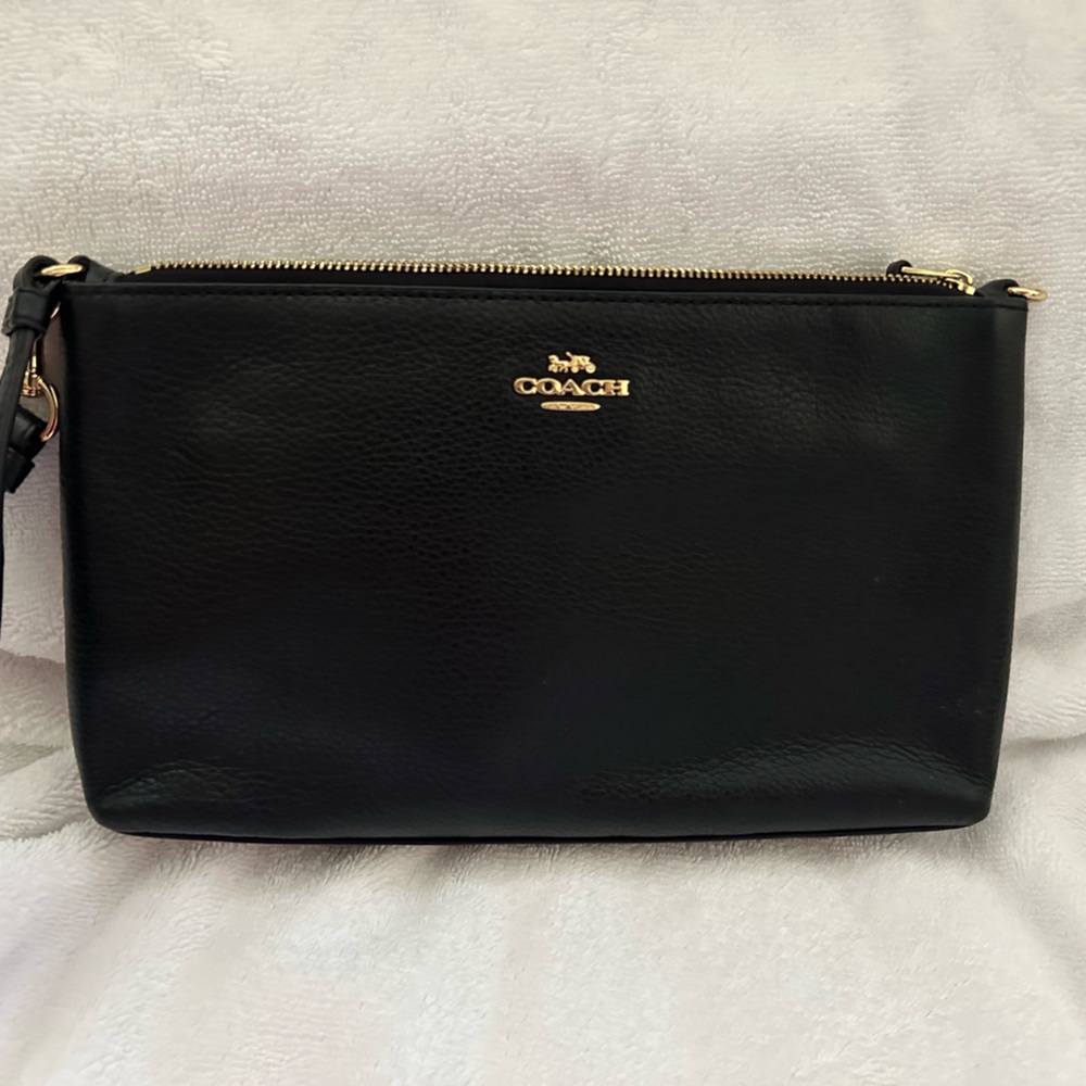 Coach wristlet EUC